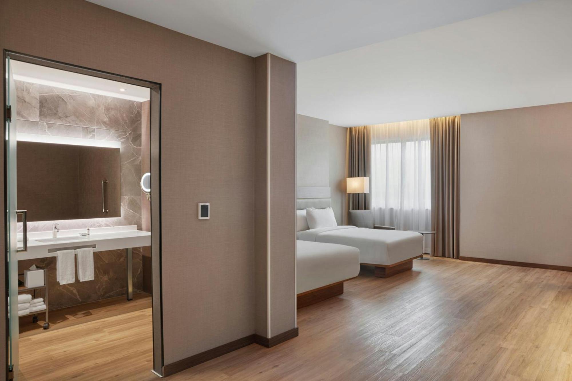 Ac Hotel By Marriott Saltillo Eksteriør billede