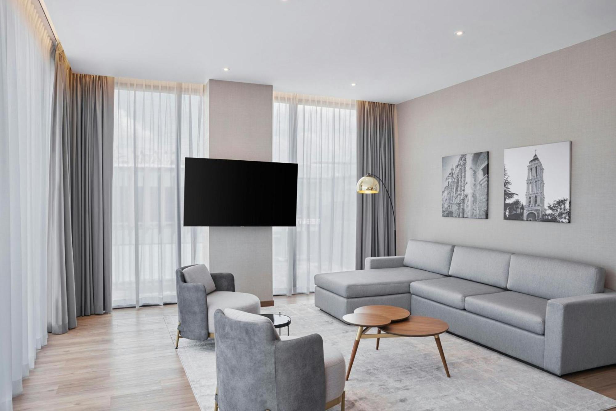 Ac Hotel By Marriott Saltillo Eksteriør billede