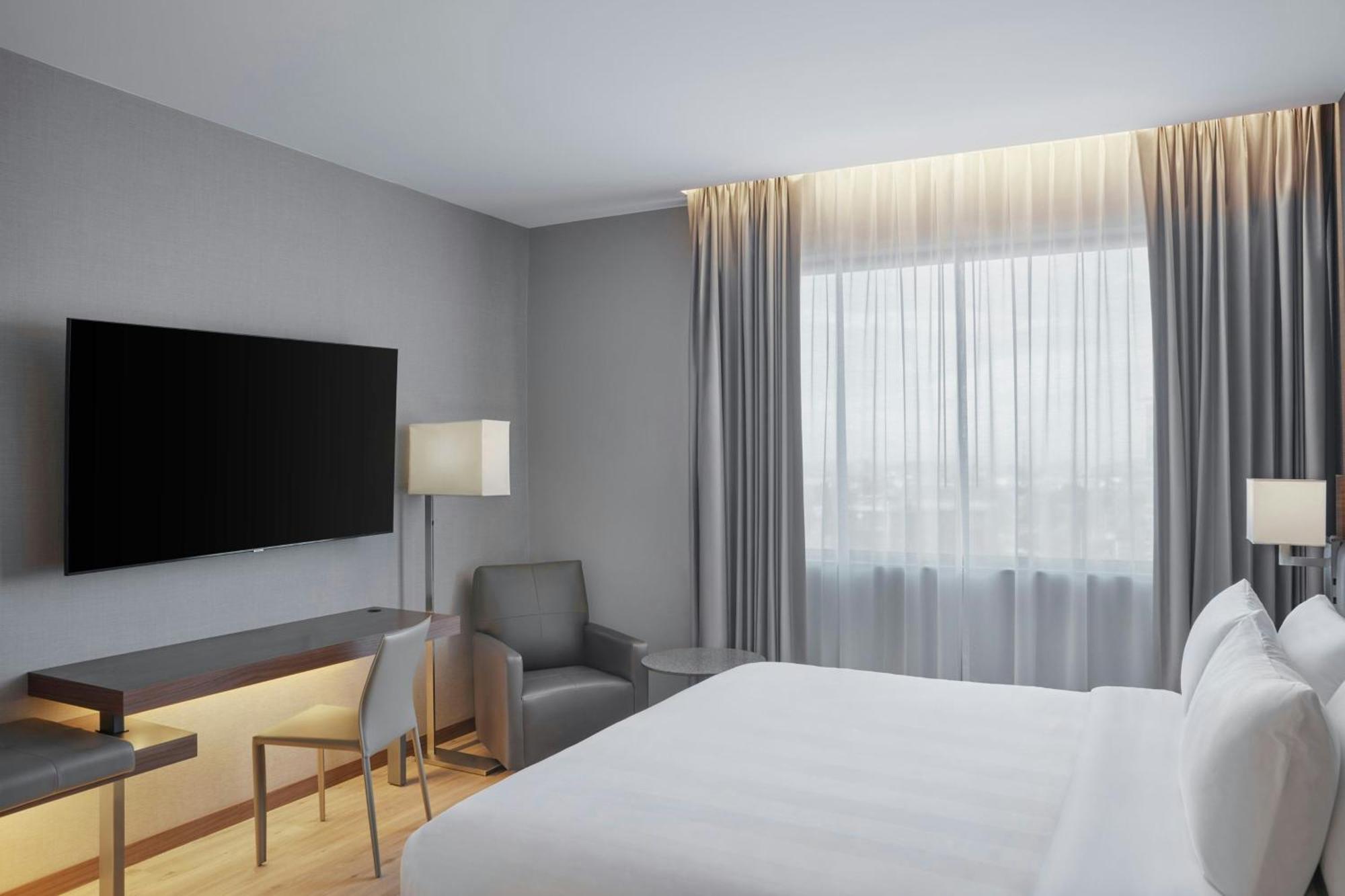 Ac Hotel By Marriott Saltillo Eksteriør billede